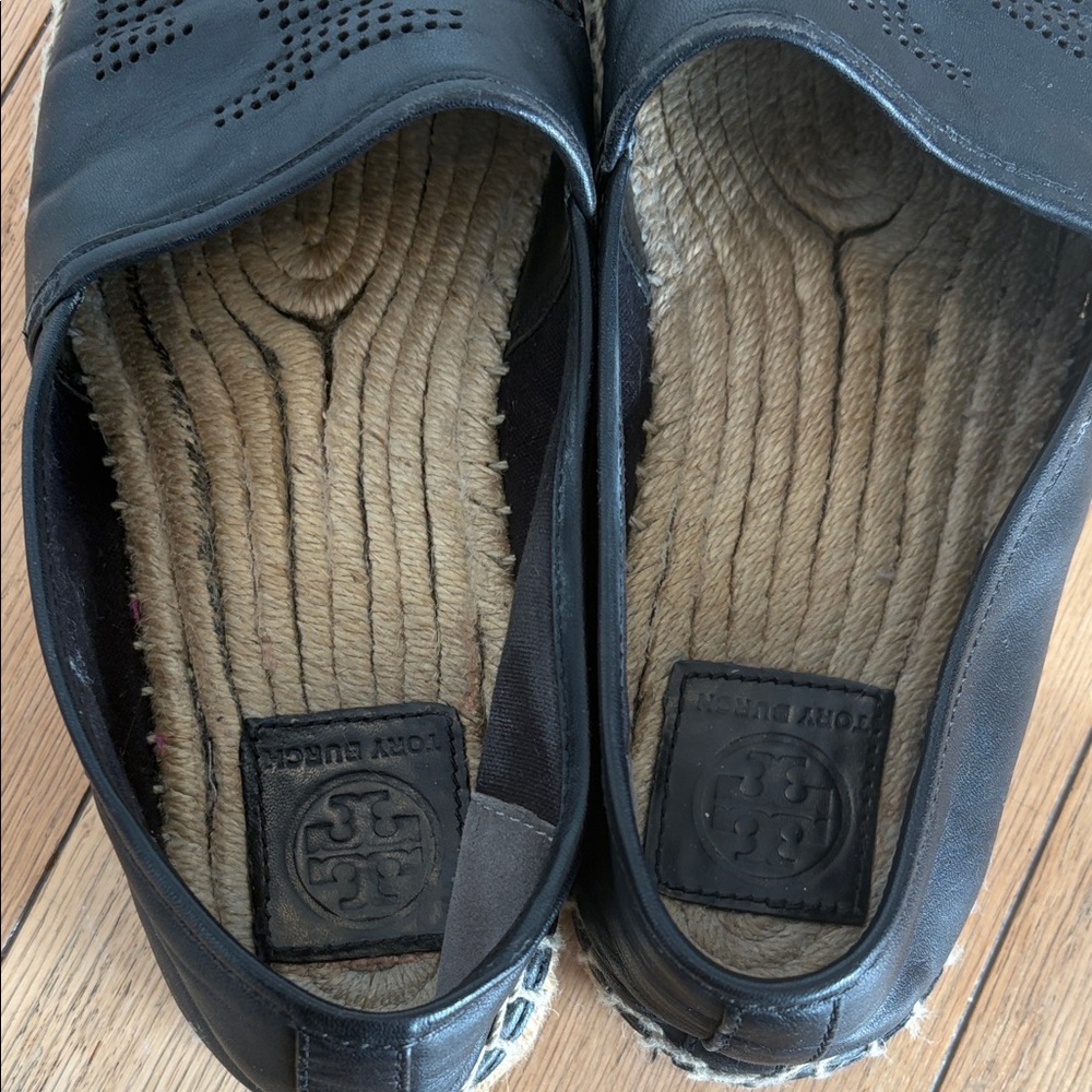Tory Burch Black Espadrilles - size 8 - Picture 4 of 5